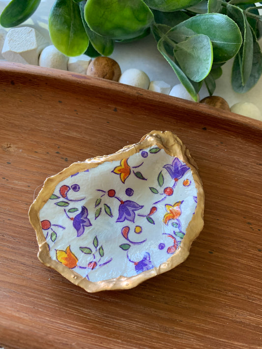 Decoupage Oyster Shell Dish: Purple Floral